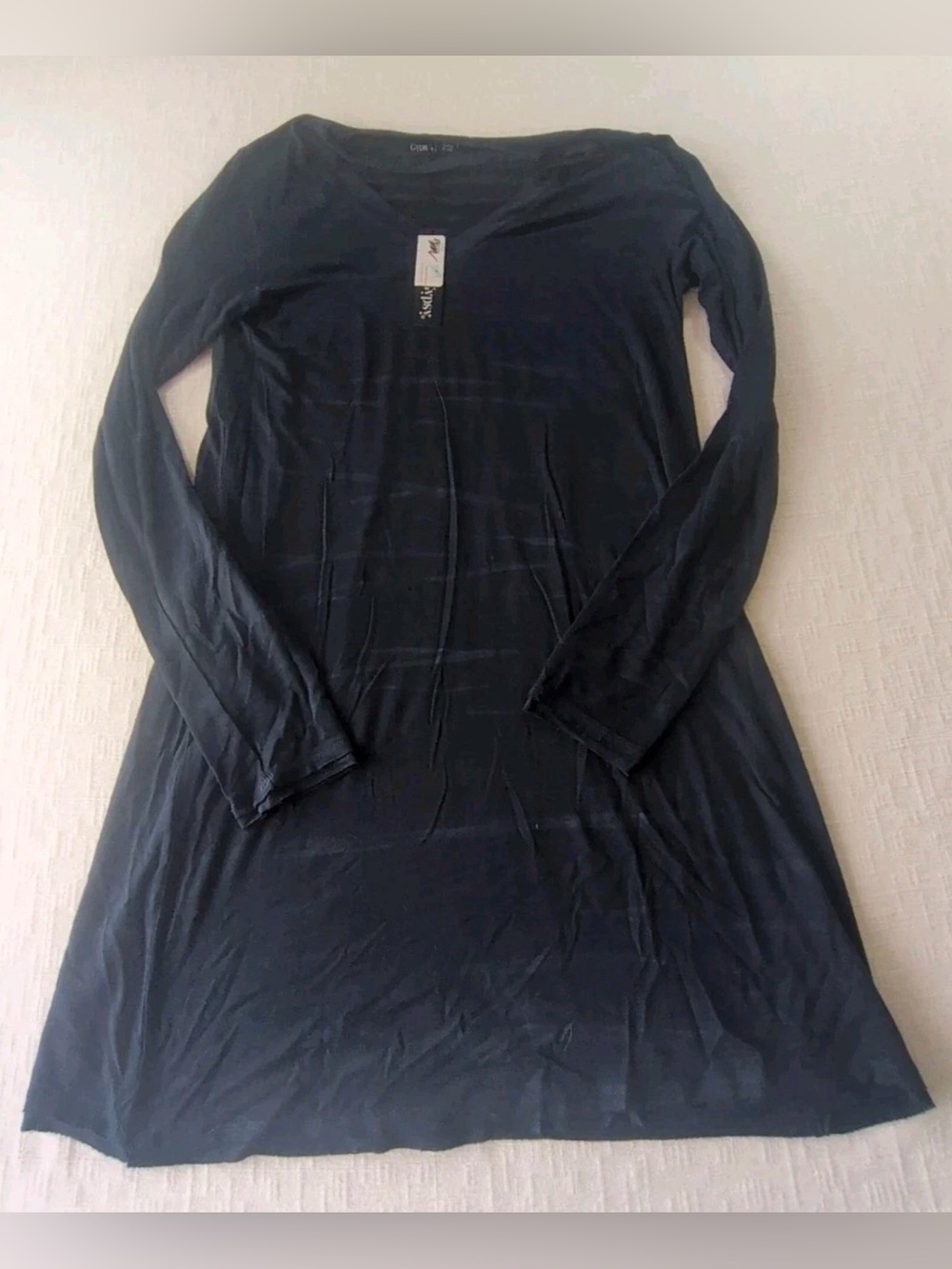 NWT Gypsy 05 Navy Long-Sleeve size small dress with neckband